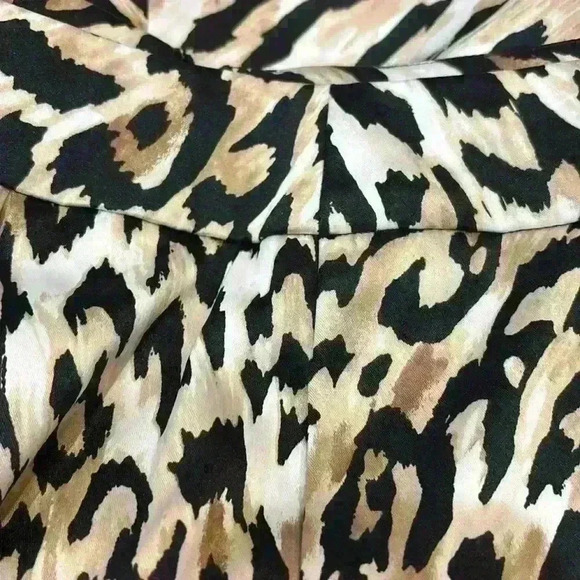 White House Black Market animal print satin a lined skirt. Size 10. - Picture 5 of 5